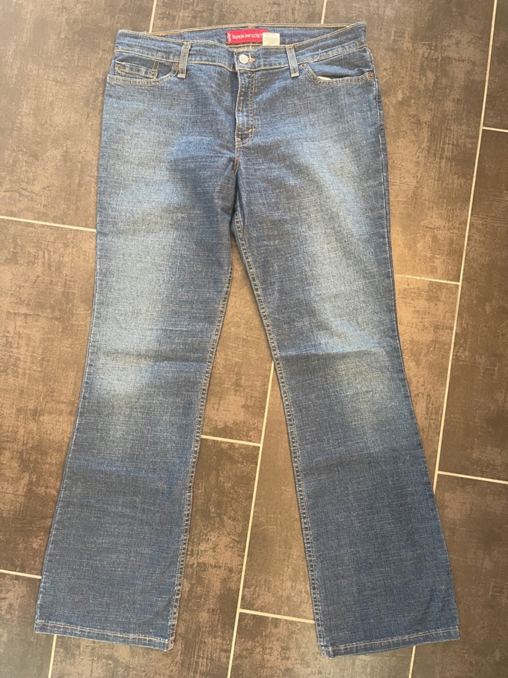 Levi Strauss 518 Superlow Bootcut Stretch Jean Medium Wash Sz 13 Juniors